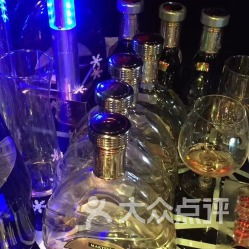 淮海路酒吧團購攻略 集結電話地址價格營業時間，盡享酒類優惠